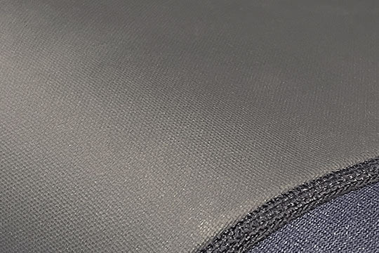 Paneles Meshskin en pecho y espalda